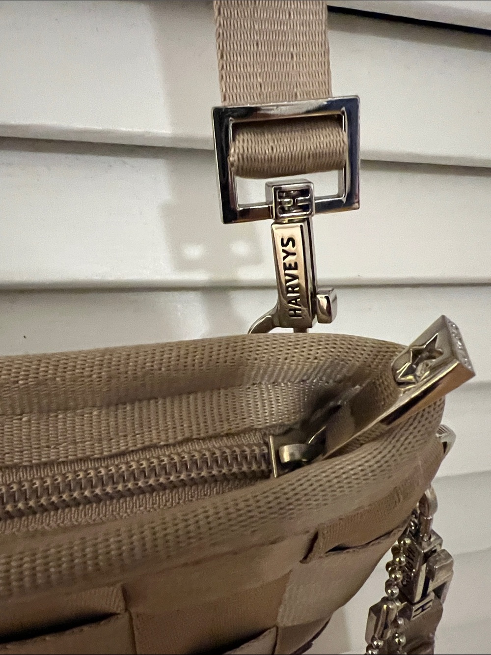 RARE Harveys x Mercedes-Benz Woven Seatbelt wristlet or crossbody 2 way Bag - Picture 7 of 11